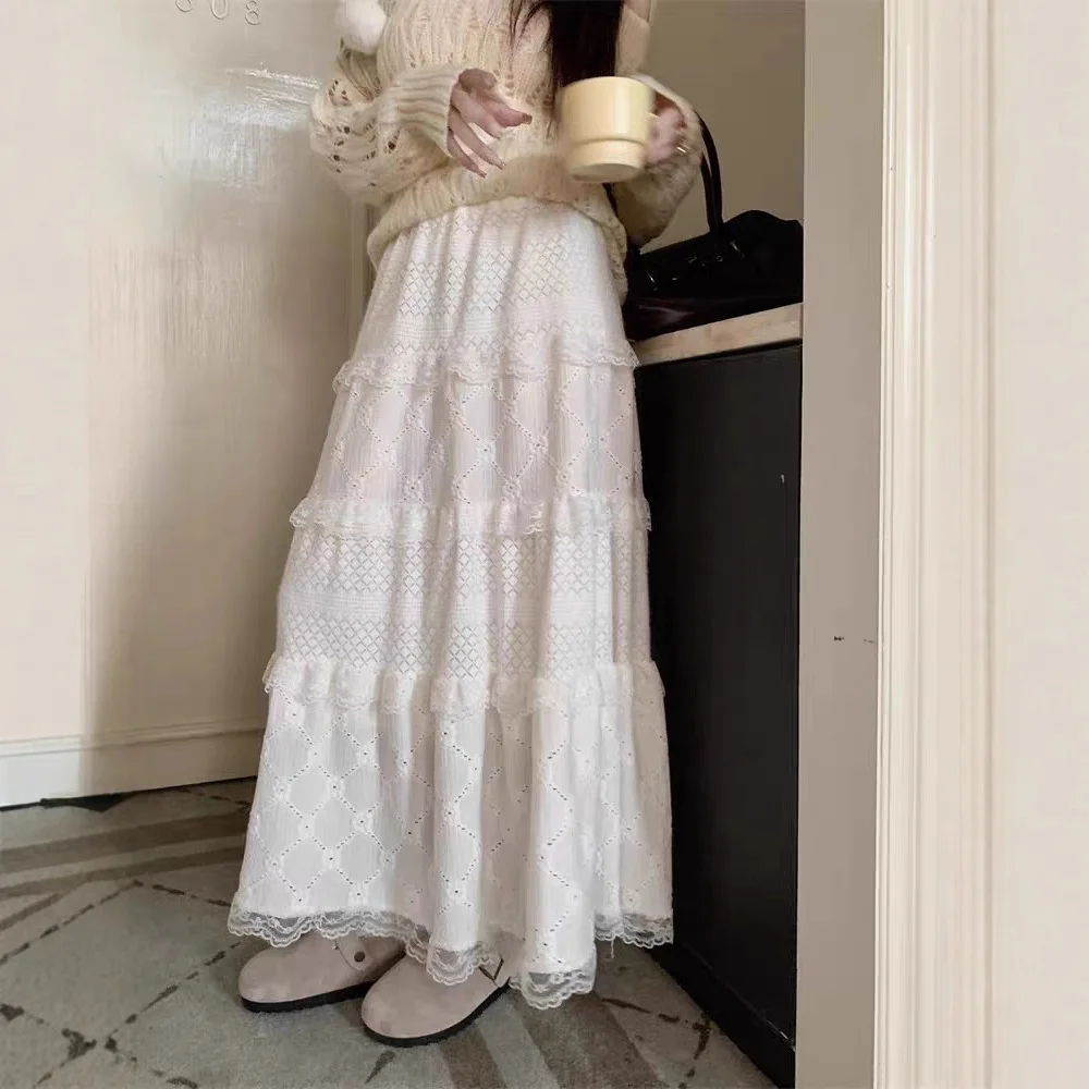 

2025 Sweet and Gentle Style Lace Patchwork Embroidered Skirt