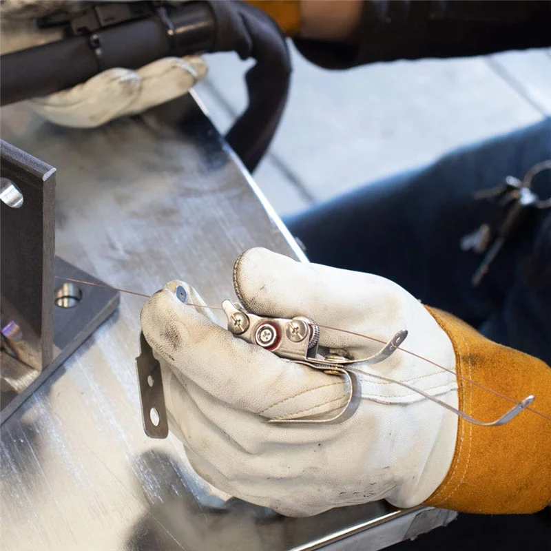 

A23P Профессиональный высокоточный прибор для подачи сварочной проволоки без магнитного основания, теплозащитный экран для стабильной работы сварки