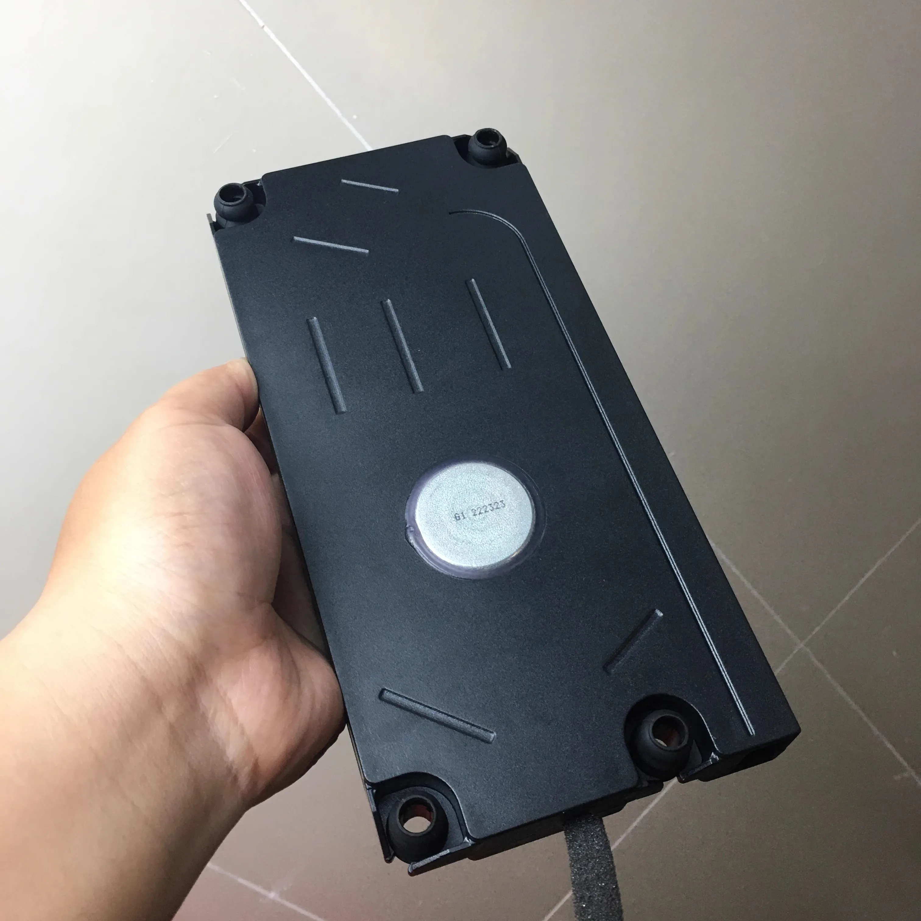 GHXAMP GGEC 2.5 インチ超スリムパッシブスピーカーフルレンジ 4 オーム 20 ワットネオジム (22x10.5x2.5cm / 8.7x4.1x1") 1 個