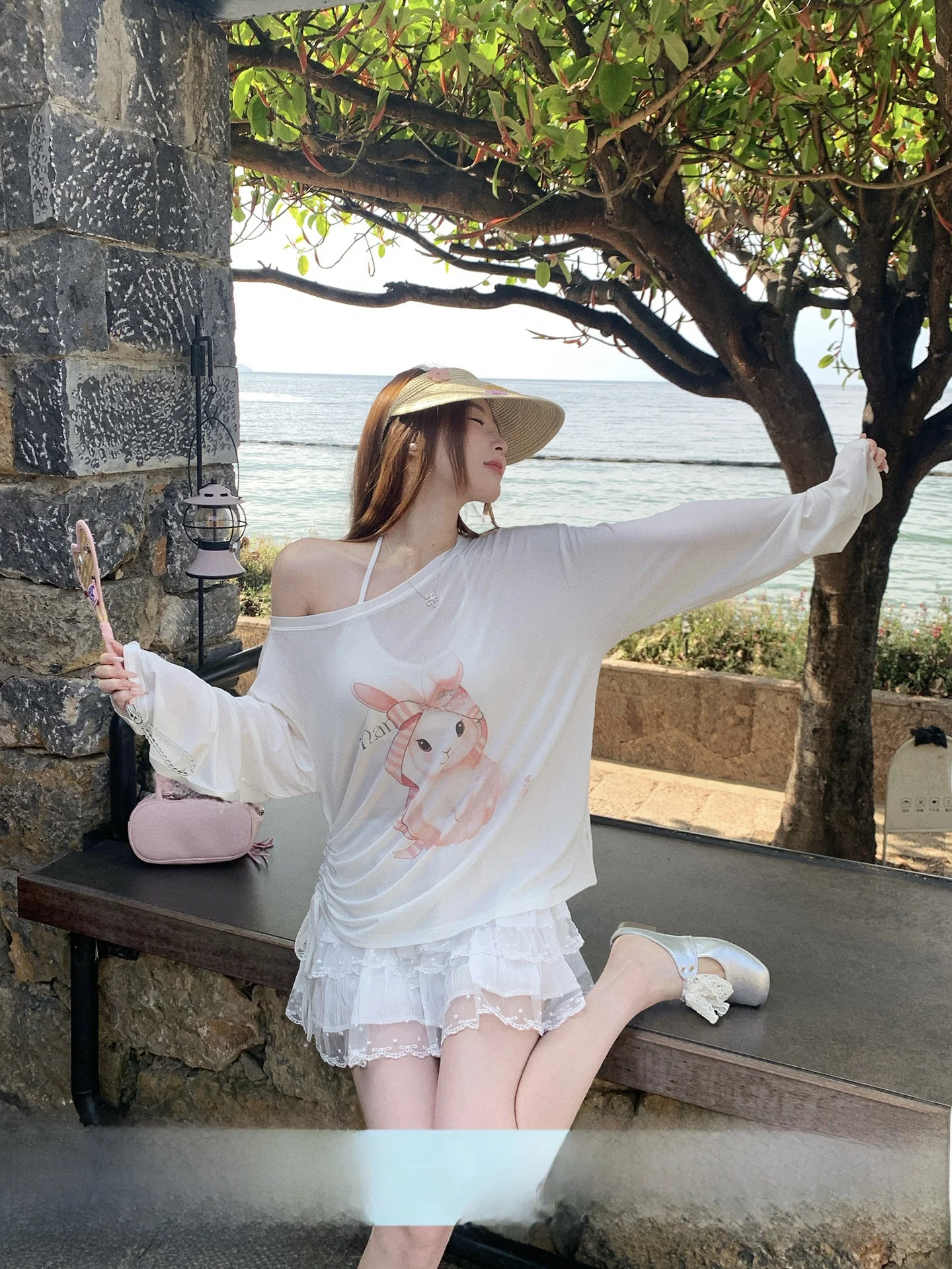 

Свободная женская футболка с длинным рукавом, летняя новинка, в стиле кэжуал, полупрозрачная, с принтом белого кролика, модный повседневный топ для женщин