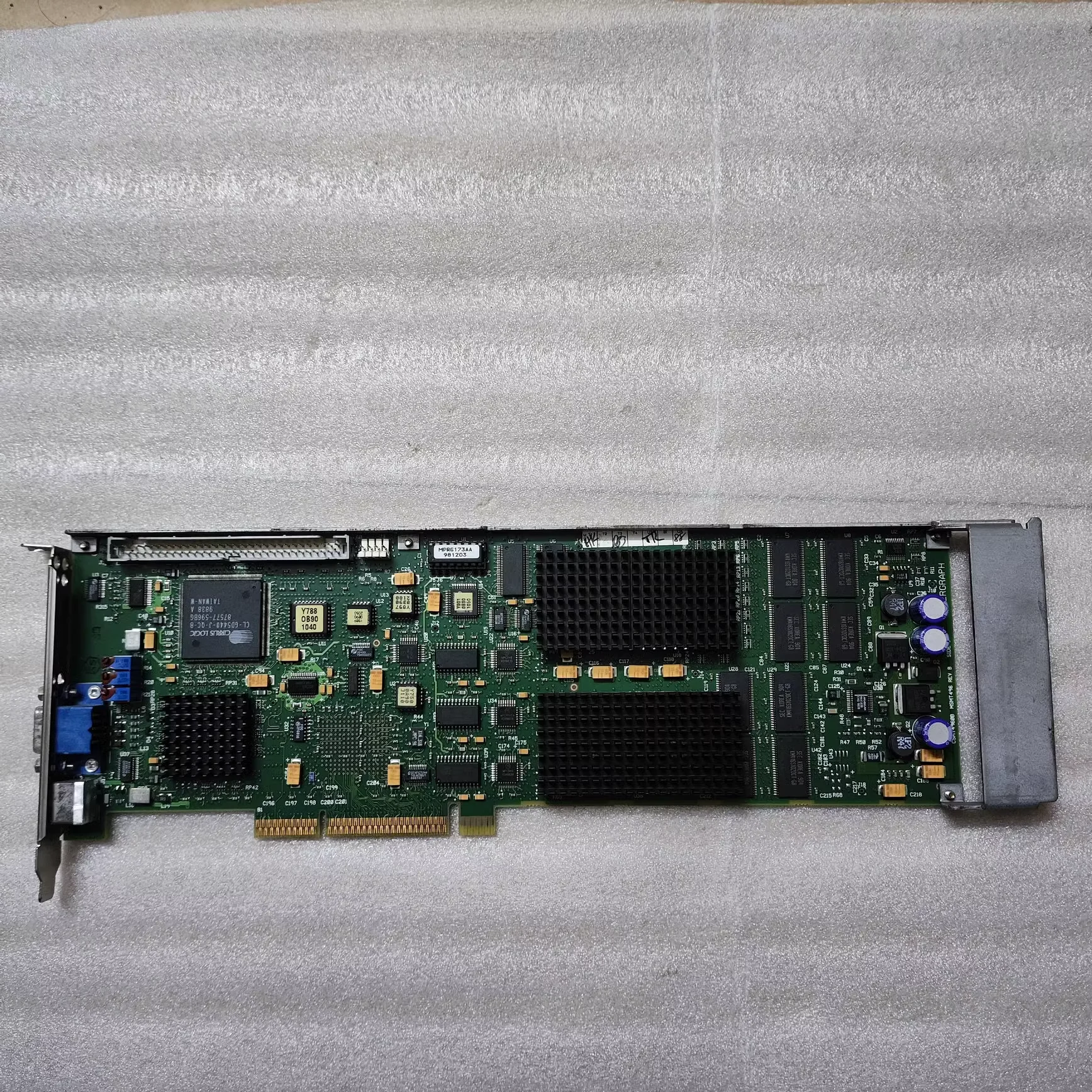 Графический процессор CSMT4960B Intergraph Intense 3D Pro 3410 MSMT496 REV B