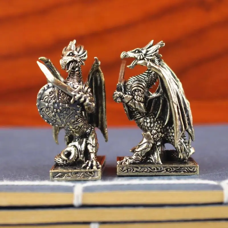 ⑧ New Pure Brass Dragon Warrior Statue Desktop Ornament, European Mythology Griffin Ornament, Retro Home Feng Shui Decoration