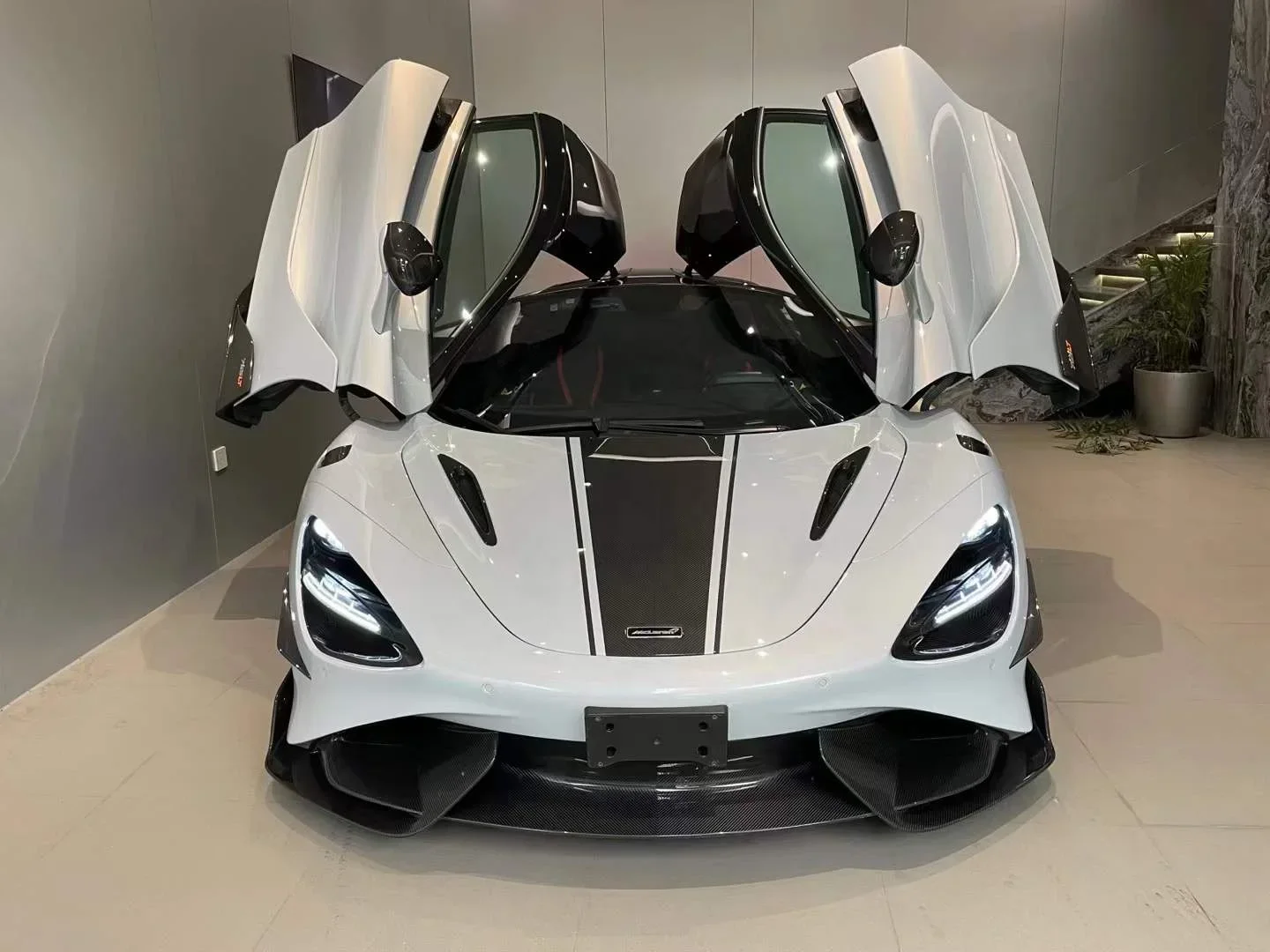 Carbon fiber body kit for Mclaren 720s upgrade to 765LT front bumper rear bumper hood for Mclaren 720s body kit