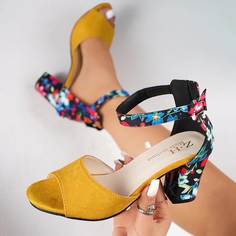 

Best-selling Heeled Temperate Sandals Women 2025 Elegant Woman High Heels Luxury Flower Block Heel Sexy Женская Обувь