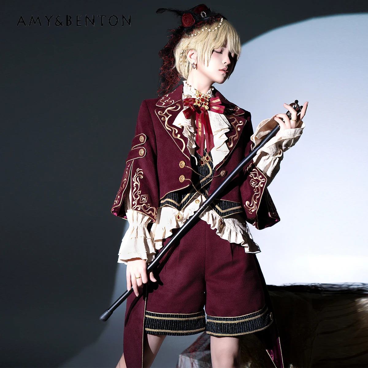 Setelan Tiga Potong Lolita Cape Heavy Industry, Jaket Bordir Lengan Panjang, Kemeja, Celana Pendek, Gaya Istana Inggris, Setelan Pangeran Elegan