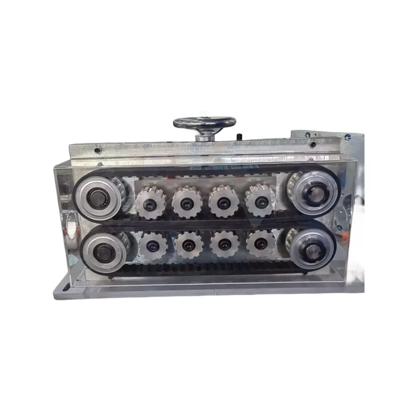 Recycling Machine 2026 Two-Track Crawler Traction Wire Straightening Feeder with Bearing Core Components