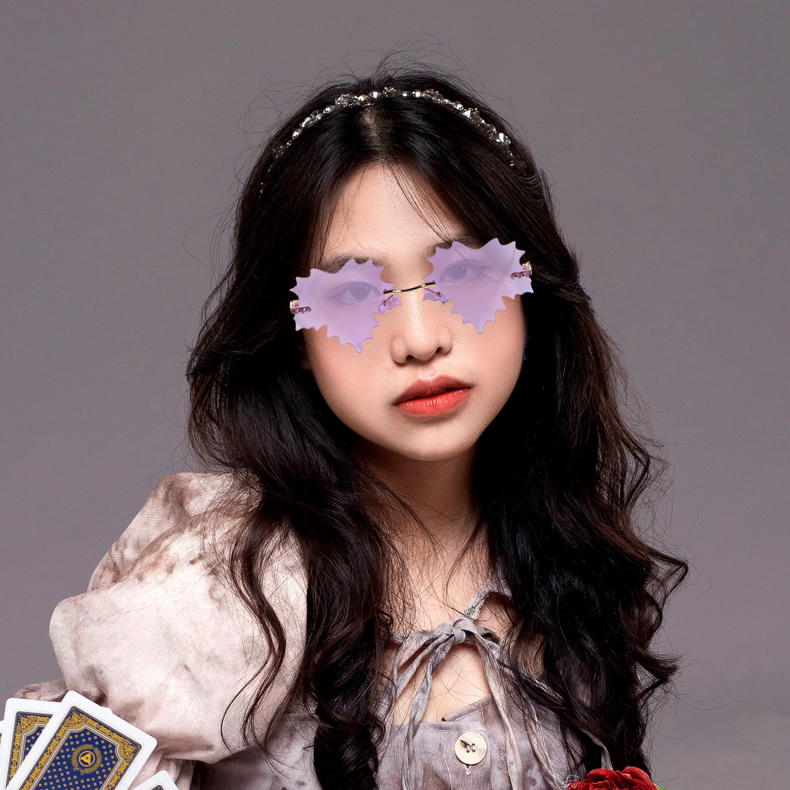 

Солнцезащитные очки без оправы в форме листа, легкие забавные солнцезащитные очки для женщин, вечерние очки, аксессуары для рейва, забавные очки