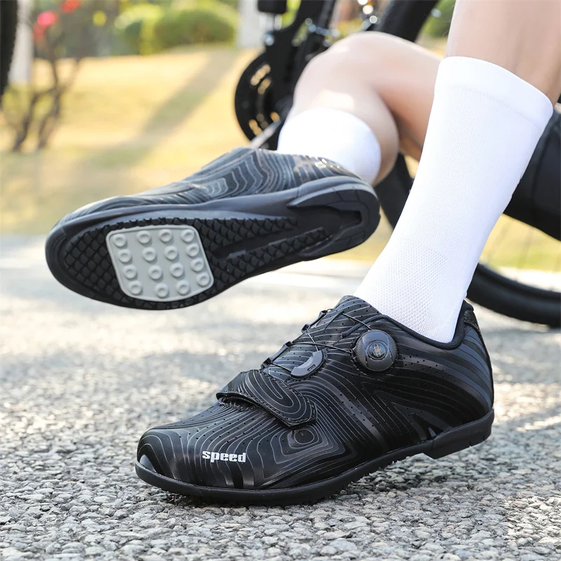 

2025 Новые удобные мужские и женские велосипедные туфли на резиновой подошве для тренировок в помещении и на открытом воздухе Велосипедная обувь на резиновой подошве