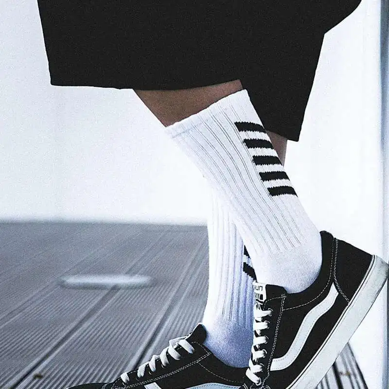 HKSH Middle Tube Socks For Men Trendy High Street European American Hip-hop Sock Trendy Korean Version Japanese Dark Chic HK1356