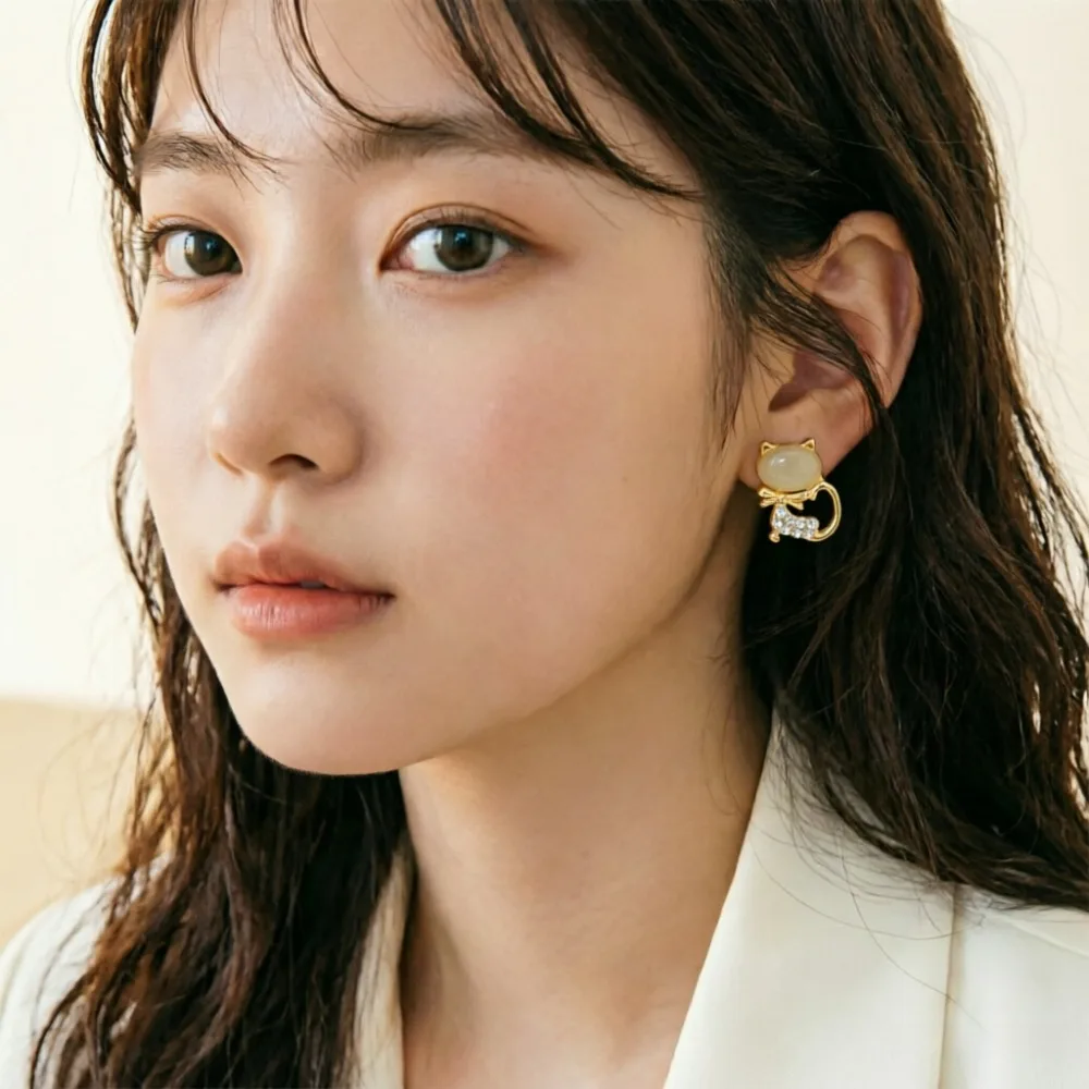 FSUNION New Lovely Rhinestone Cat Stud Earrings Cute Studs for Women Girls Fashion Jewelry Accessories 2026 Gifts