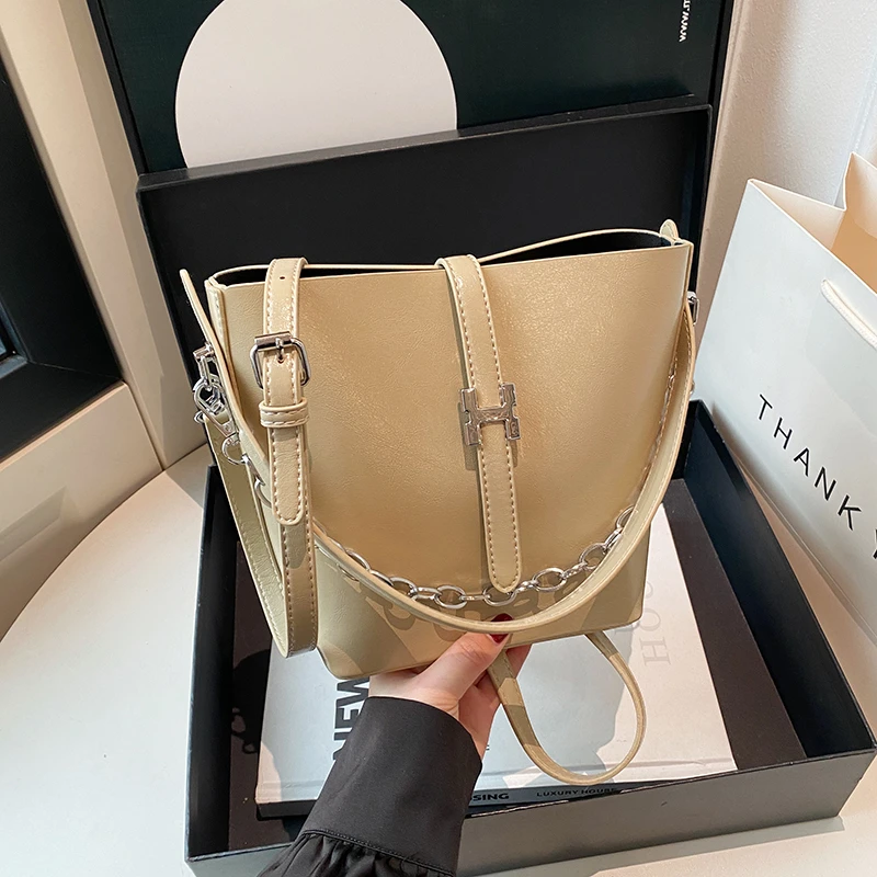 

Luxury Brand Leather Handbags For Women Elegant Crossbody Shoulder Bag Ladies Designer Purse With Card Slots