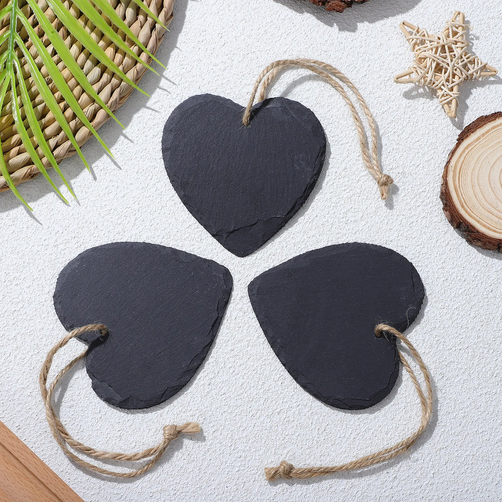 

3Pcs Slate Tags for Labeling Heart Design Natural Slate Hanger Signs with Jute Cord Use As Food Sign Plant Marker Price Tag Gift