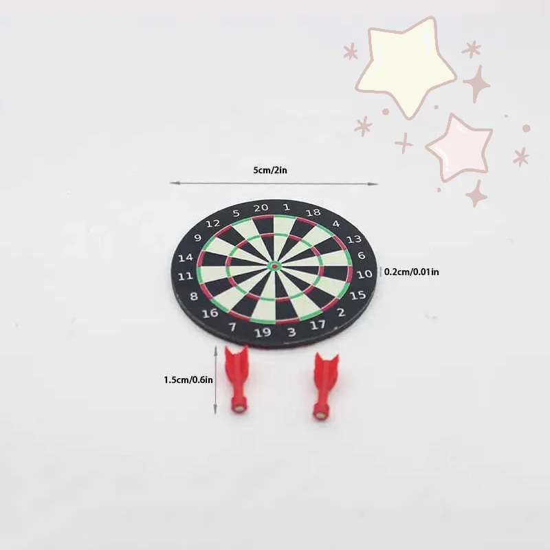 1 conjunto de casa de bonecas em miniatura dardo jogo de tabuleiro conjunto com dardos sala de jogos miniaturas acessórios de decoração para casa brinquedo fingir jogar
