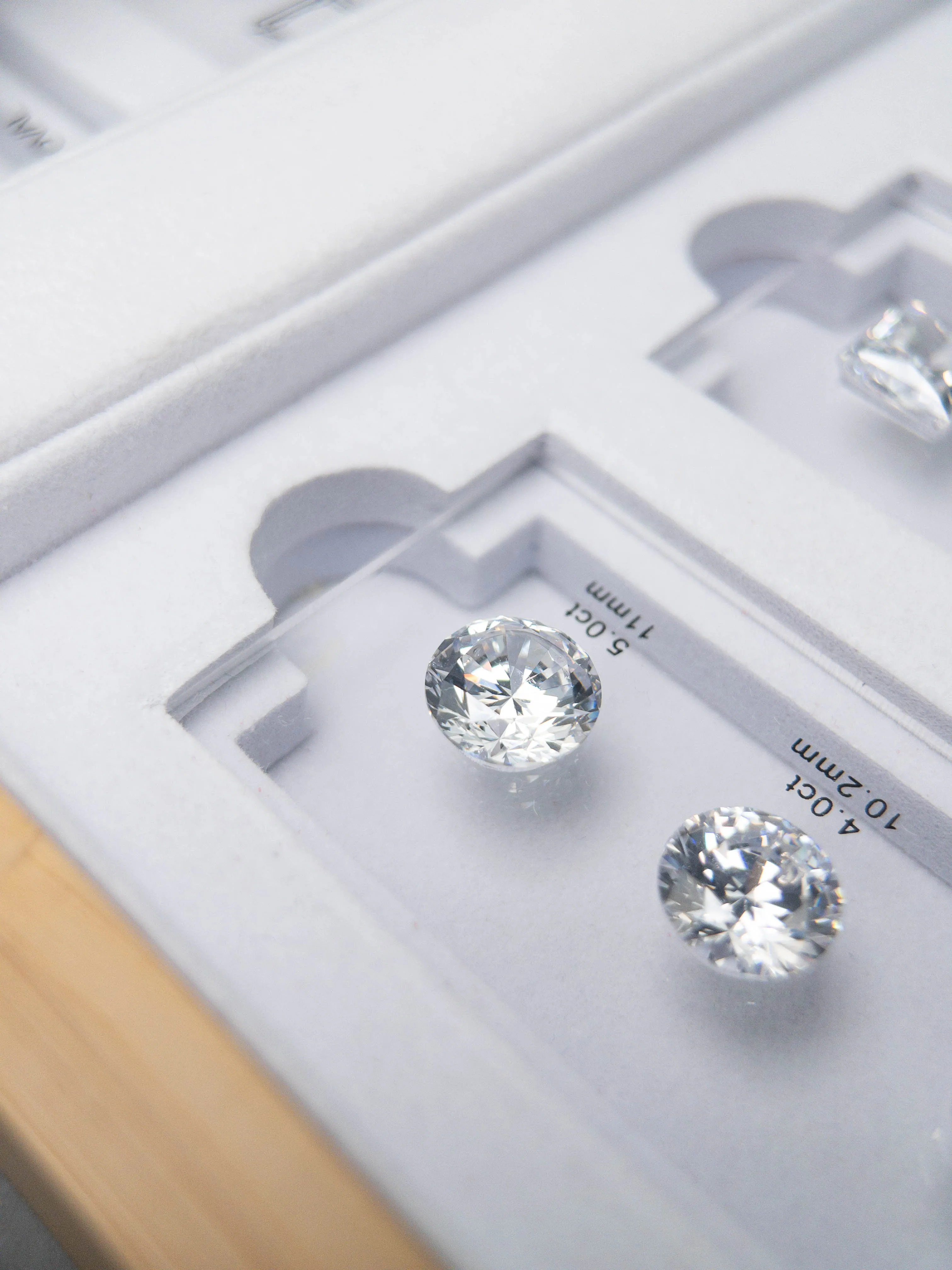Diamond Size Chart 10 Shapes and 9 Sizes Ice Crush Cut 5A Cubic Zirconia Upgrade Version With Ring For Jewelry Making