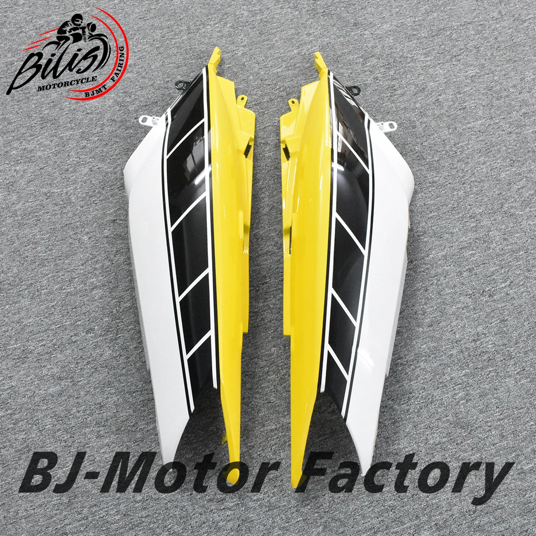 

Injection-molded Rear seat side fairing cover For Yamaha TMAX 500 2001-2007 includes Rear side cover components