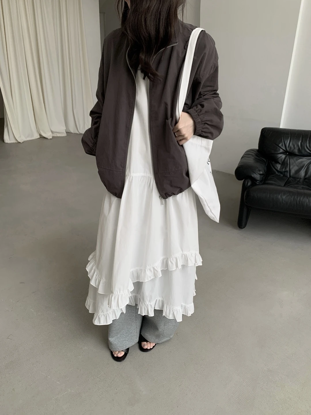 

Lilian Commuter Style Short Outerwear Women's Long Sleeve Zipper Stand Collar Sun Protection Jacket Casual Fashion V3059