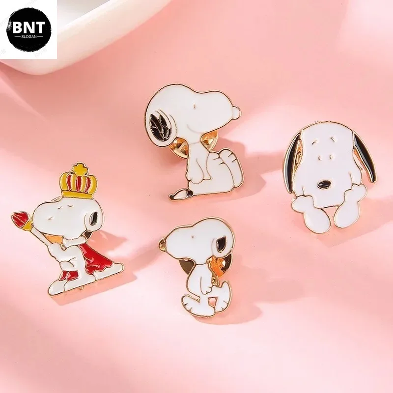 Snoopy Charlie Brown Brooch Anime Figures Cute Broochs Anime Merchandise Decoration Children Toys Birthday Gifts Christmas Gifts