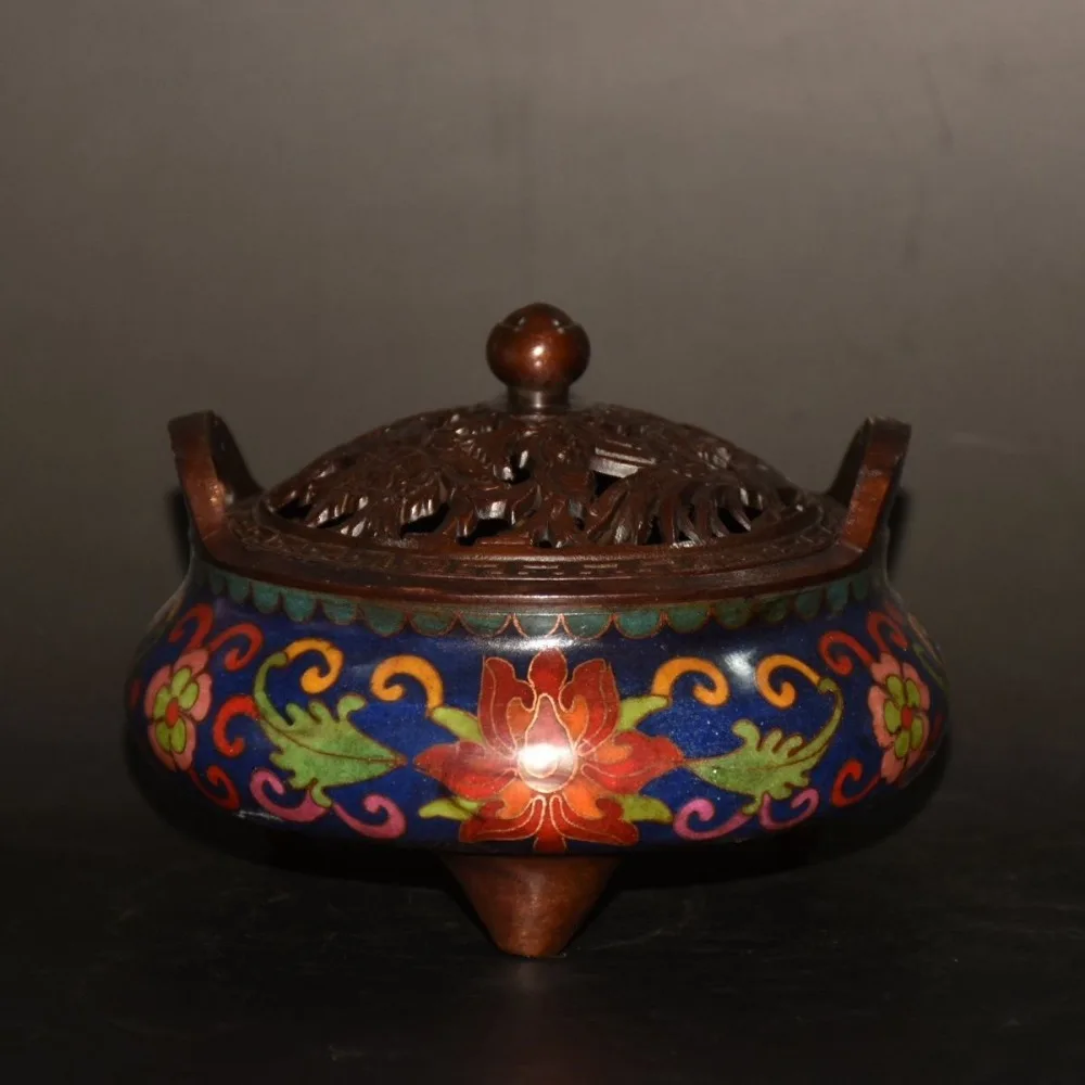 This Cloisonné Inlaid Ingot-shaped Eared Incense Burner Is A Fine Collectible Piece, Featuring Exquisite Craftsmanship.