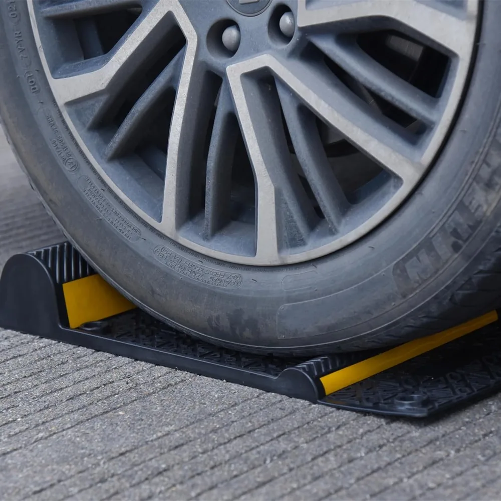 سجادات دليل ركن السيارة شديدة التحمل مكونة من 8 قطع مع خطوط عاكسة لسلامة المرآب والمساحات الخارجية #4