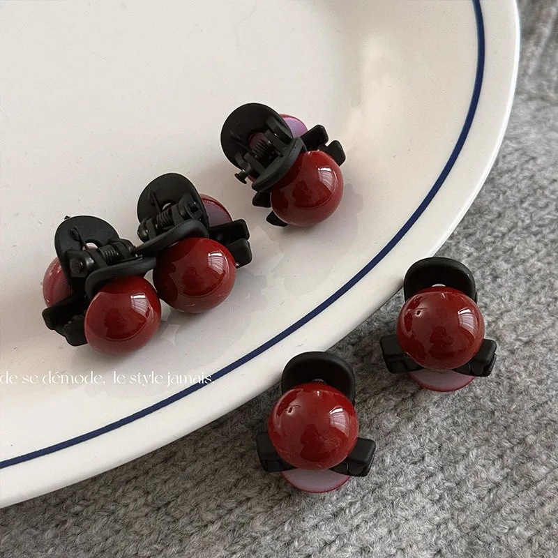 Hair Claw Clip Red Resin Lightweight Grip for Flyaway Bangs Front Side Styling Daily Office Travel Portable Hair Accessory