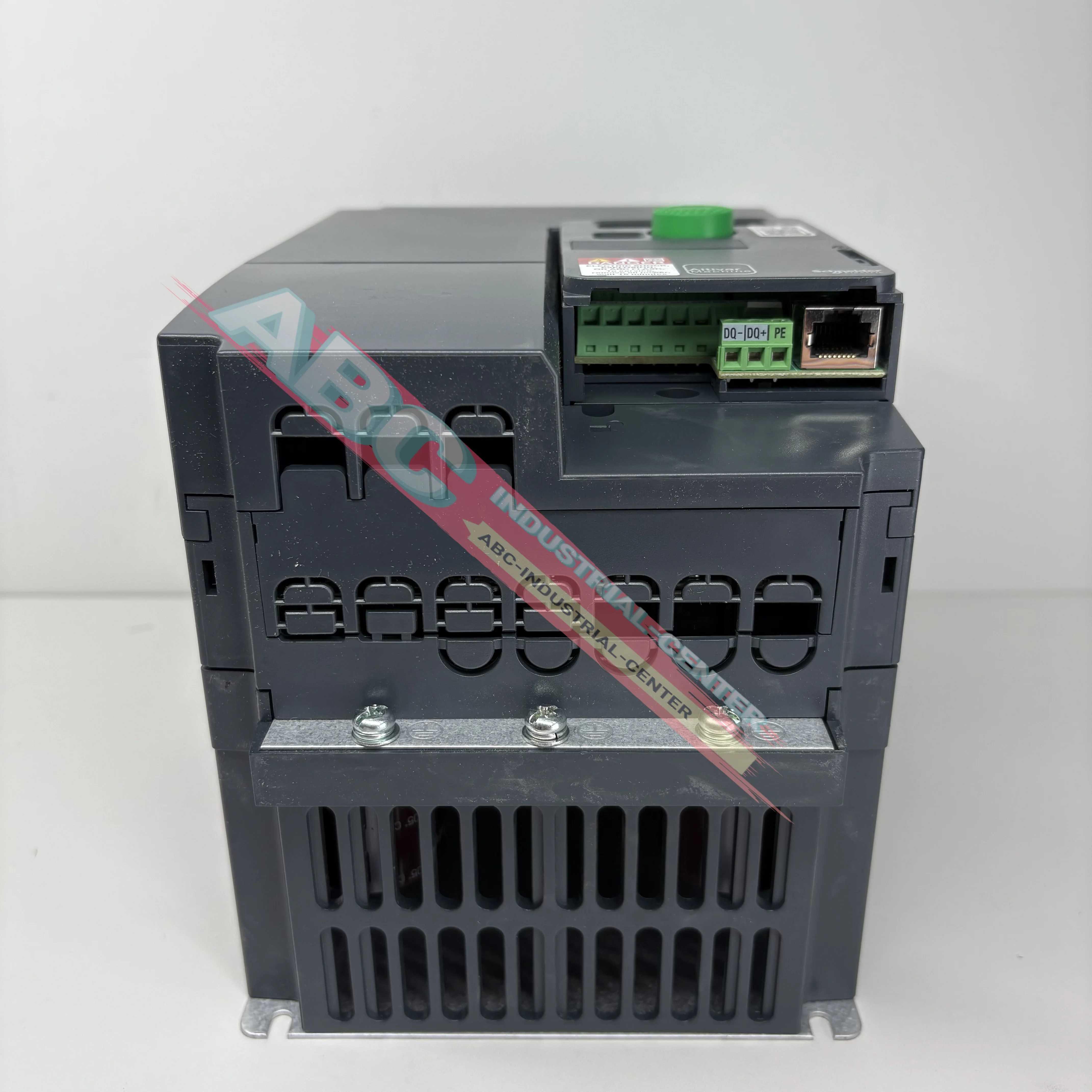 ATV320U55M3C อินเวอร์เตอร์ใหม่ของแท้