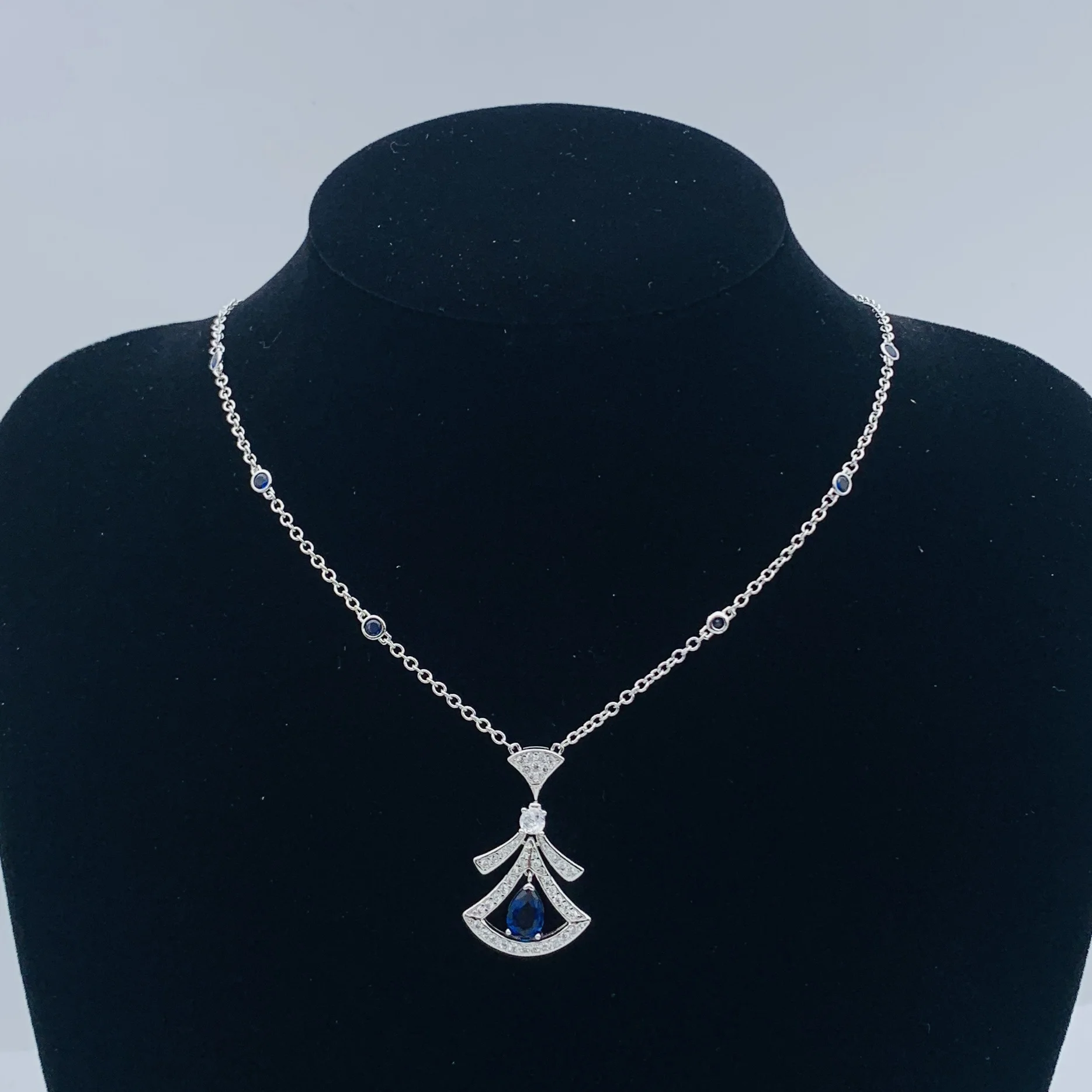 

2025 Elegant Dress-Shaped Pendant - 3D Hollow Design with Crystal Accents