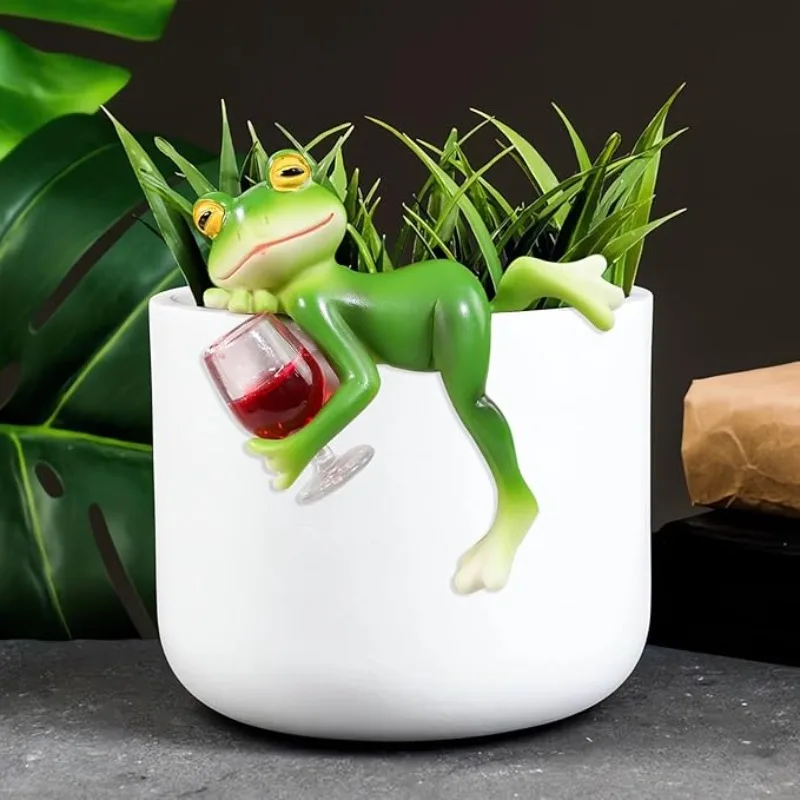 Miniature Frog Figurines Plant Decorations for Pots, Funny Frog Garden Decor Outdoor Gifts Women Frog Statue Planter Hugger