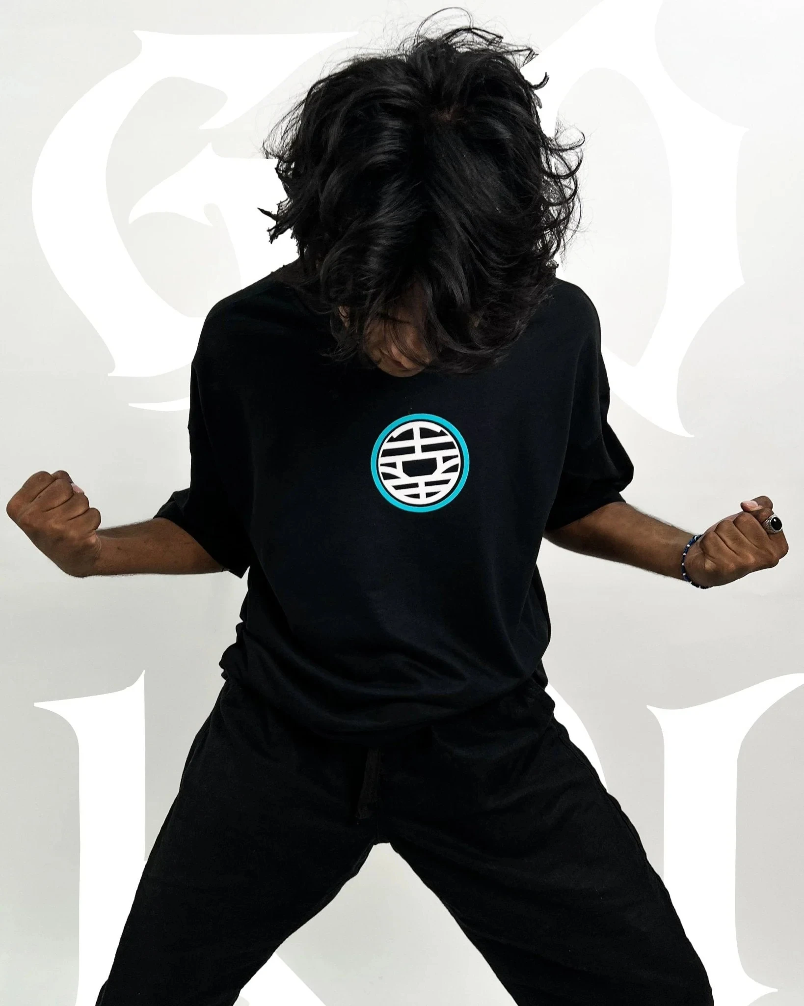 تي شيرت قطني فضفاض من Dragon Ball Z Goku للرجال 2025 ملابس صيفية مطبوعة باللون الأسود ملابس صيفية غير رسمية