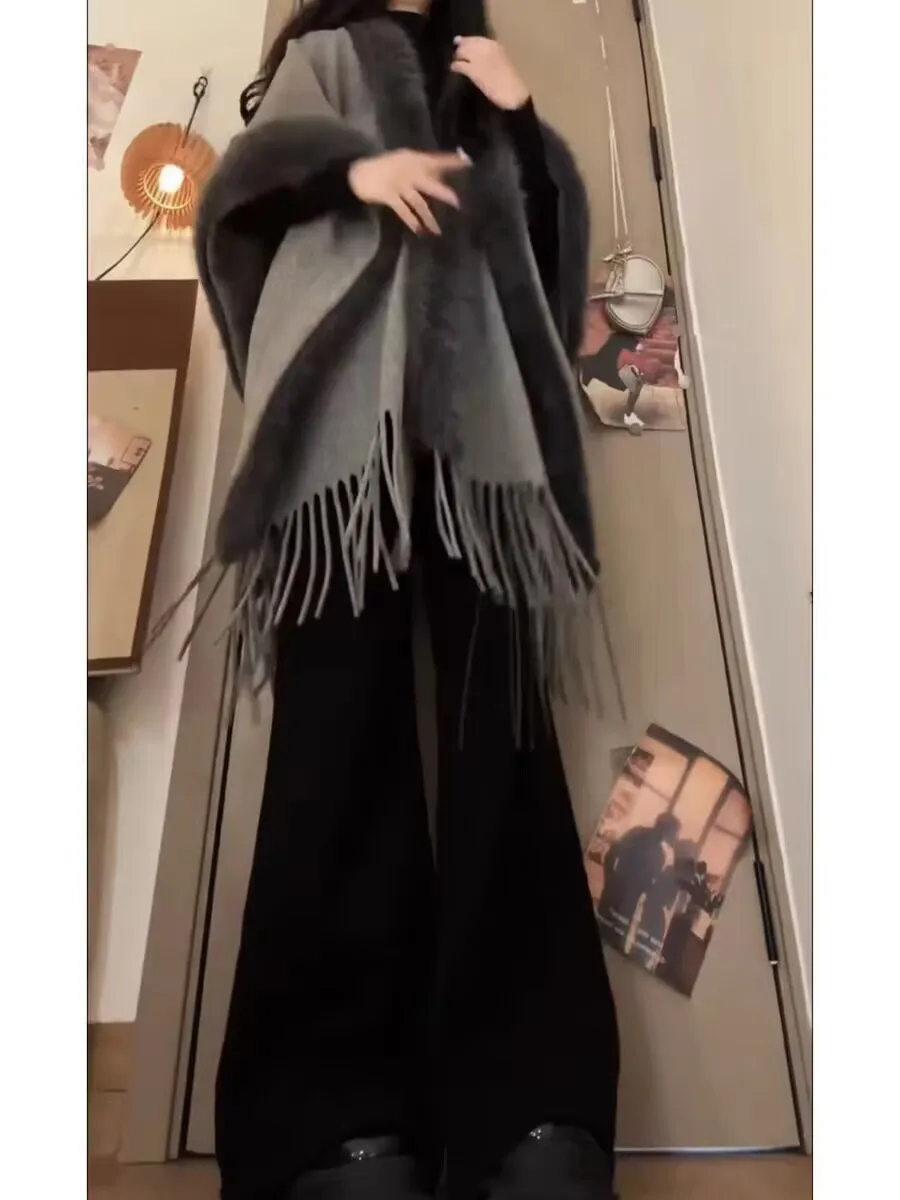 Thickened  Fur Collar Shawl Women's Outerwear Autumn Winter Warm Atmosphere Sense Net Red Cowl Neck Coat Luxury Style