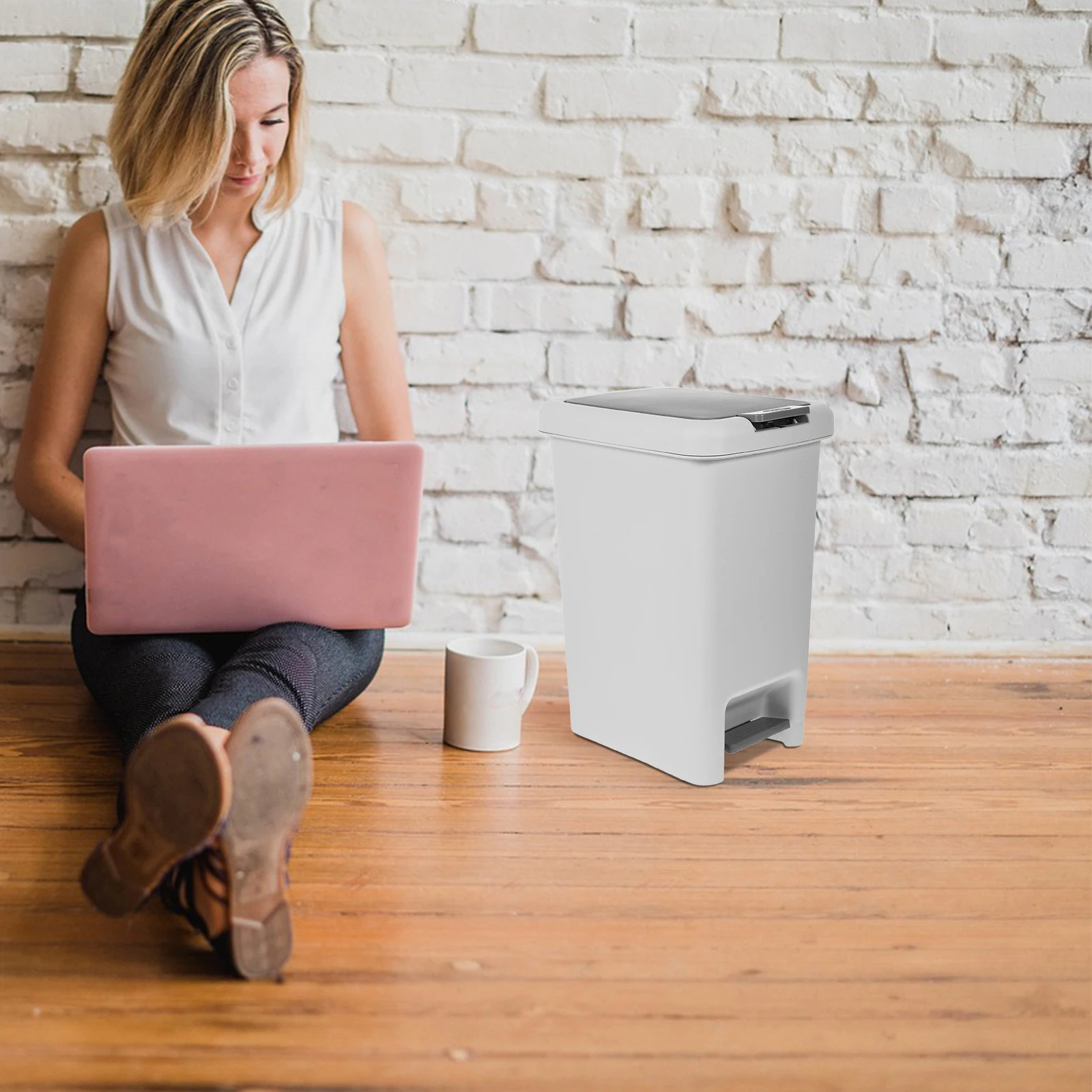 

Large Capacity 10L Step On Trash Can Kitchen Bathroom Bedroom Garbage Bins Waste Paper Towels Reusable Modern Simple Design