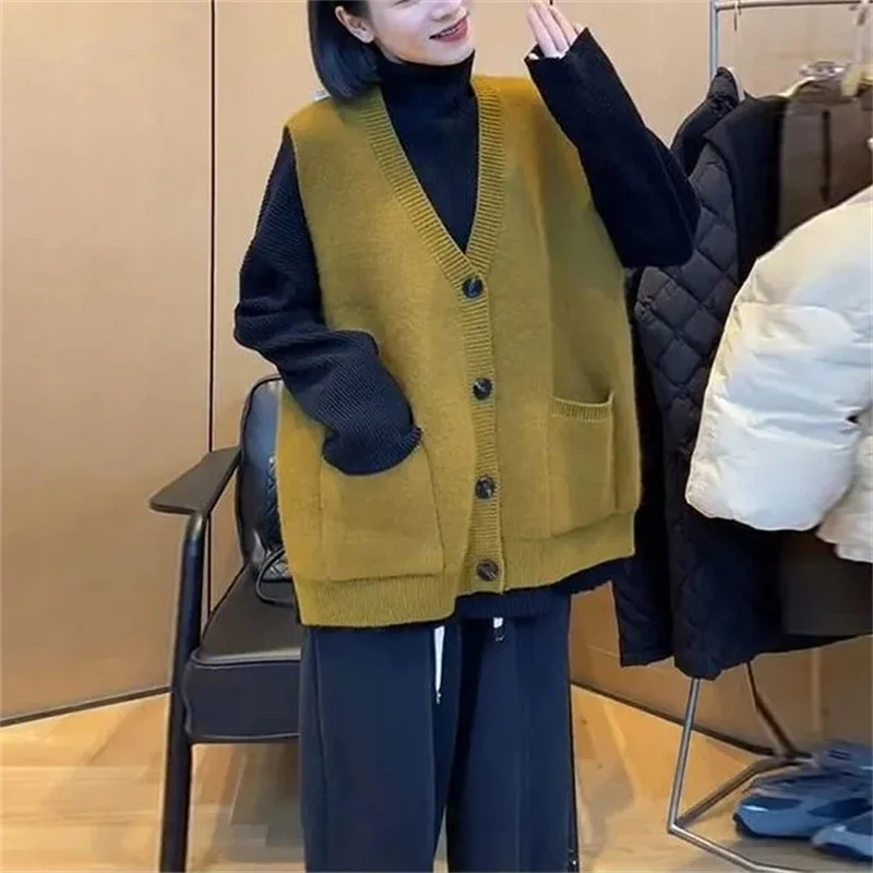 2023 New Versatile Spring Autumn Wear New Knitted Vest Women's Korean Fashion Wear Temperament Versatile Slim Sleeveless Tank To