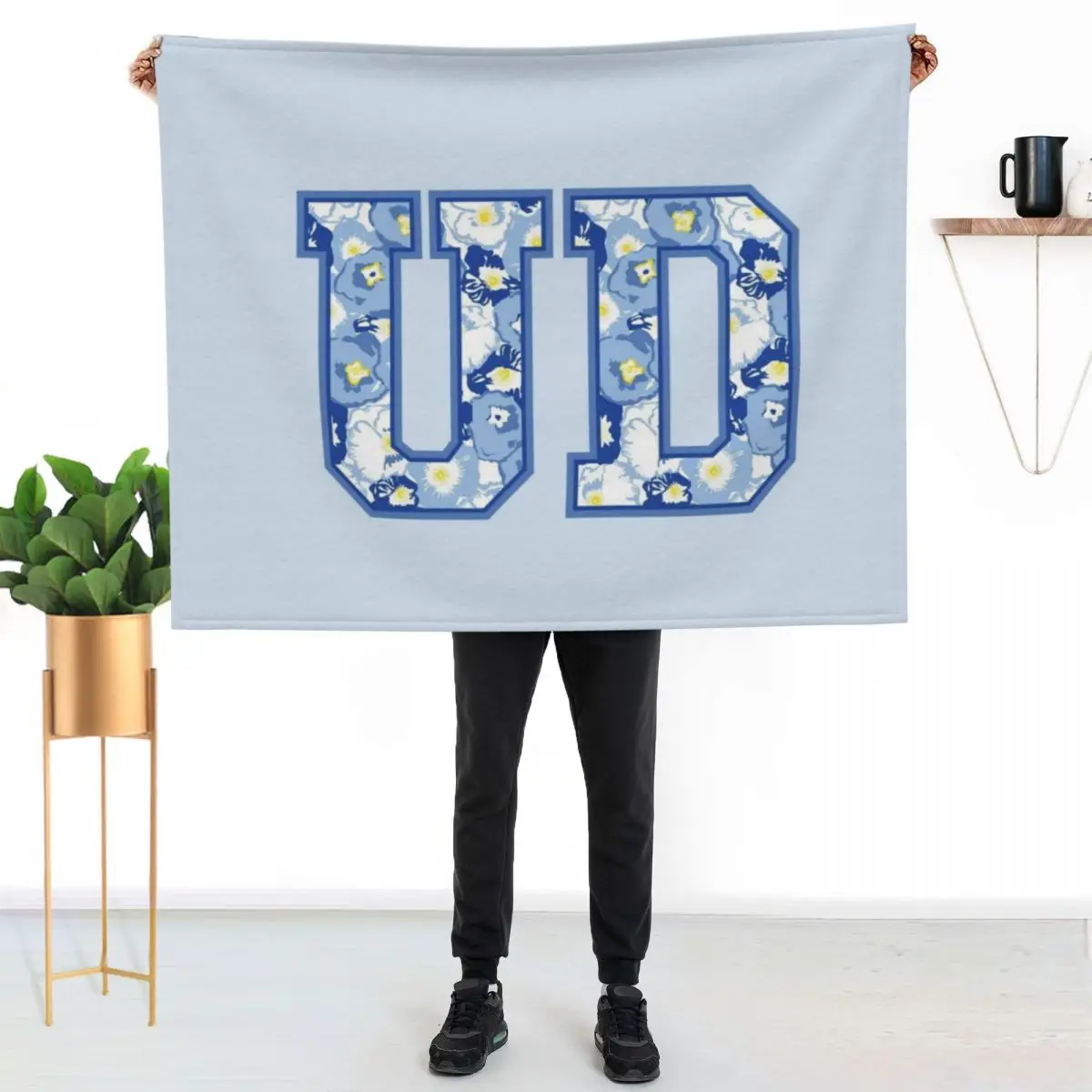 Delaware lily floral U D Throw Blanket Softest cosplay anime Decorative Sofa Giant Sofa Blankets
