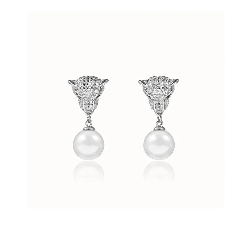 

Rare Pair of 10mm South Sea White Round Pearl Dangle Earring
