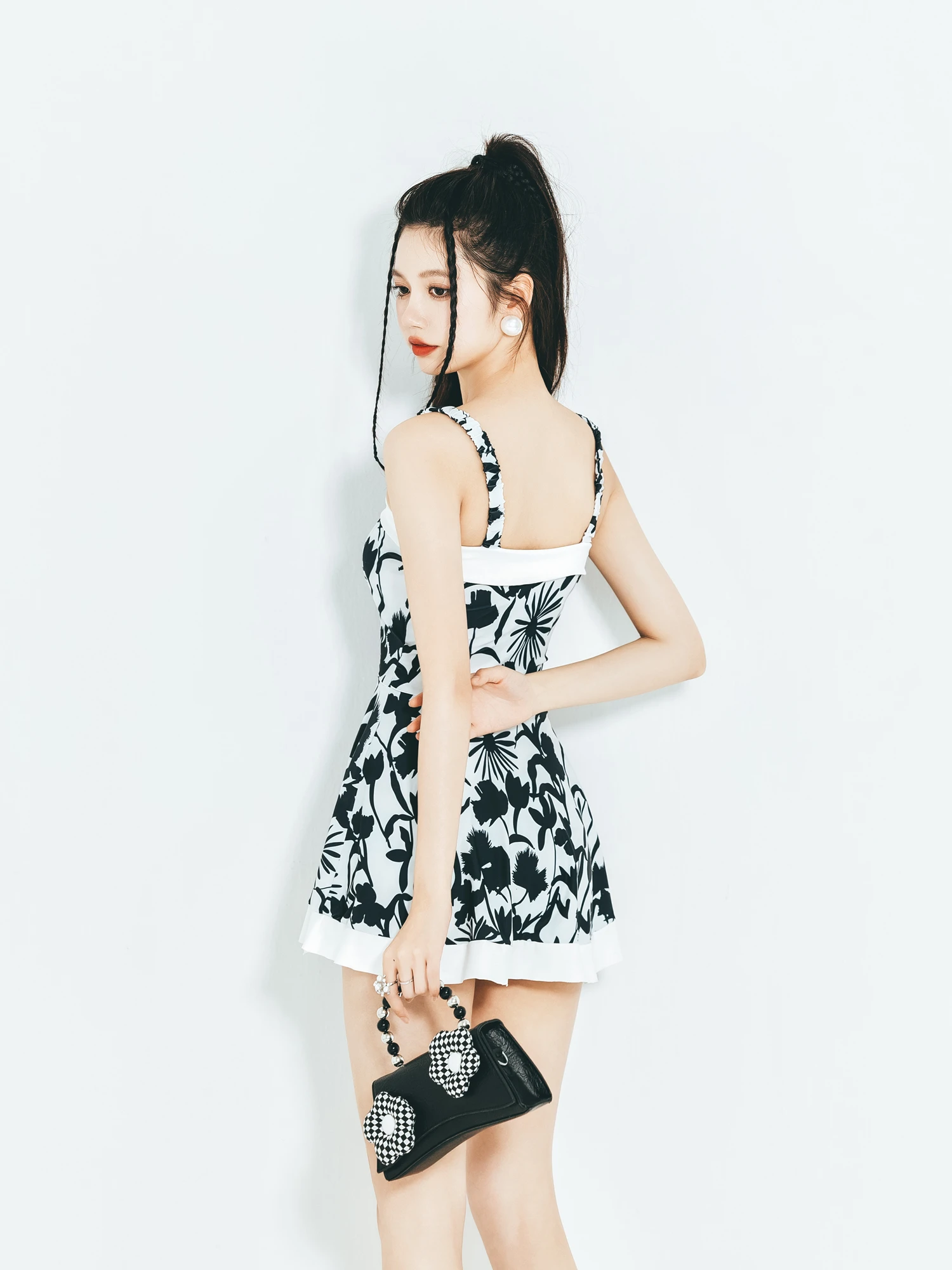 Original Youth Qi High-Cold Style Conservative Belly Covering Slimming High-End One-Piece Swimsuit Women's Casual Swimwear
