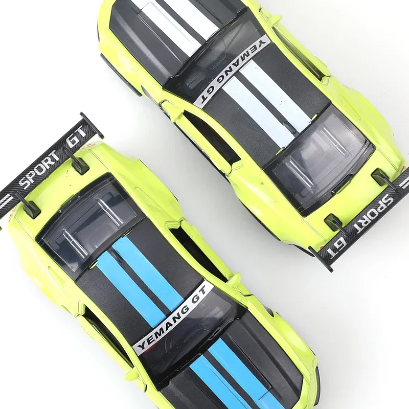 Three-Door Mustang Alloy Sports Car Model Boys Racing Car Toy Miniature Vehicle with Pullback Feature