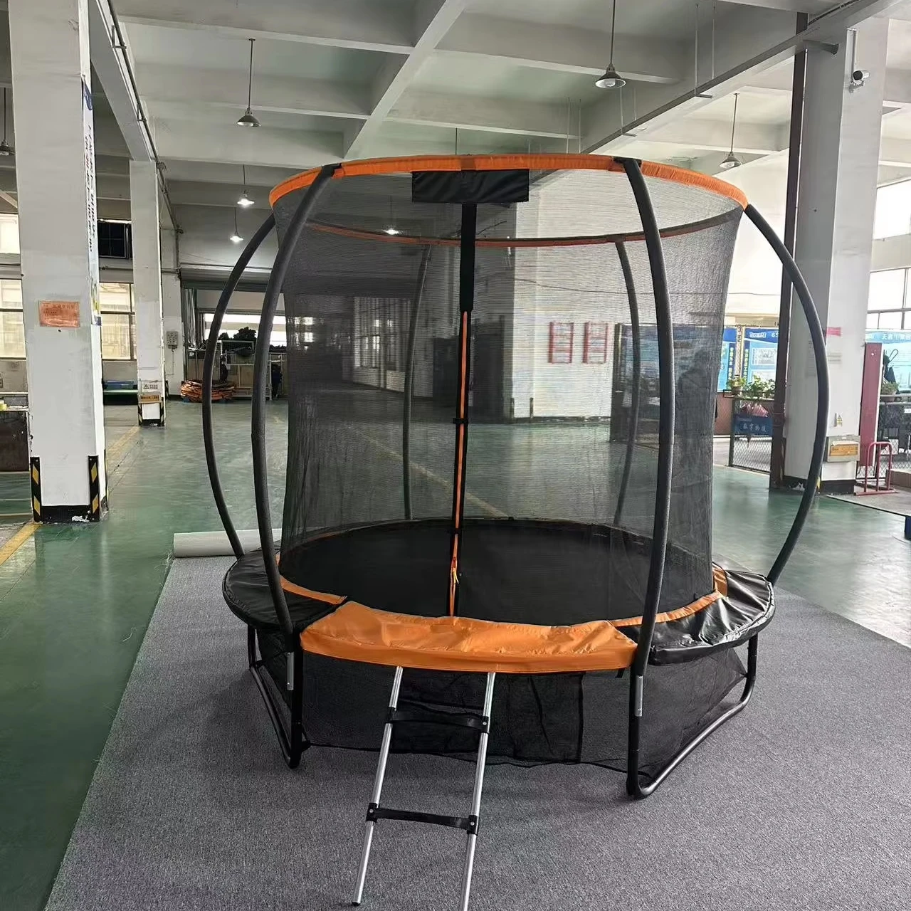 

Cheap Big Trampolines Round Adults Outdoor Playground Equipment Outdoor Kids Large Jumping Trampoline with Protective Nets