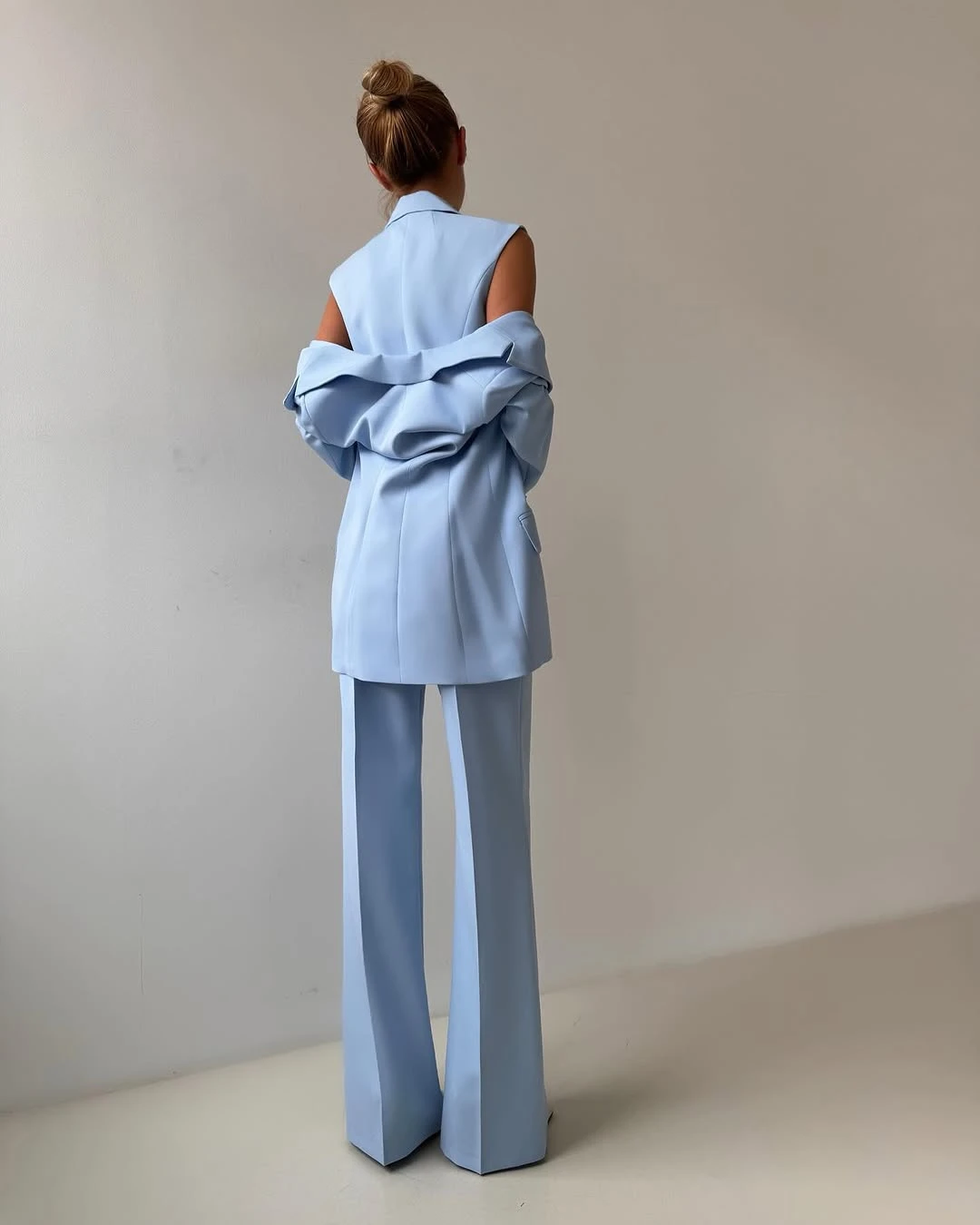 Formele zakelijke damesbroekpakken 3-delige zomerblazer met dubbele rij knopen Vest en broek Aangepaste klassieke kantoordame-outfit