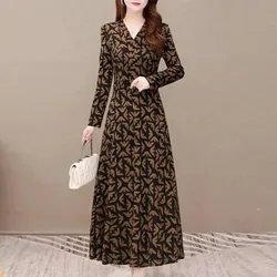 2023 Women's V-neck New Autumn and Winter Printing Patchwork Pockets Long Sleeved Zipper Slimming Loose Slim Pullover Dress