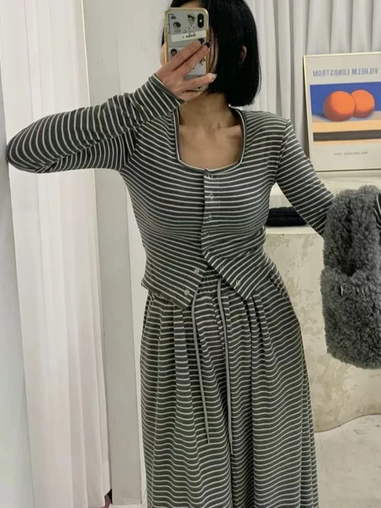 Faionable Knitted Striped Top And Casual Pants Set Single Button Design Dongda Gate Sle for Young Women Spring Autumn Winter