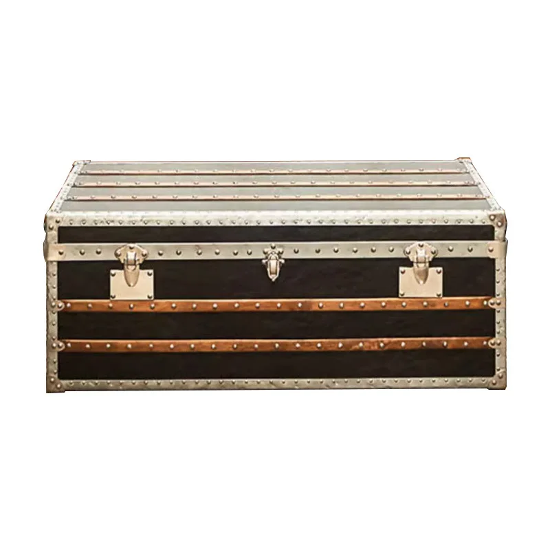 

A few tables of retro leather cases, coffee table, French decorative cabinet, cigar bar, oil wax leather travel box