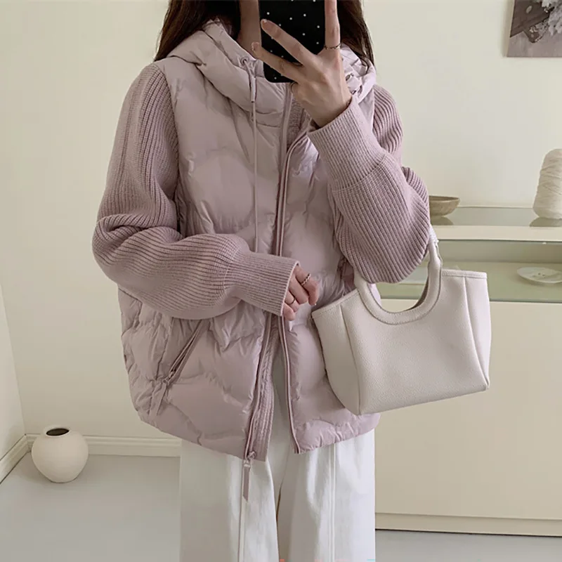 เสื้อแจ็คเก็ตดาวน์ผู้หญิงแบบใหม่ ฤดูใบไม้ร่วง/ฤดูหนาว ปี 2025  แบบมีฮู้ด  แขนถักแบบต่อผ้า  สไตล์ลำลอง