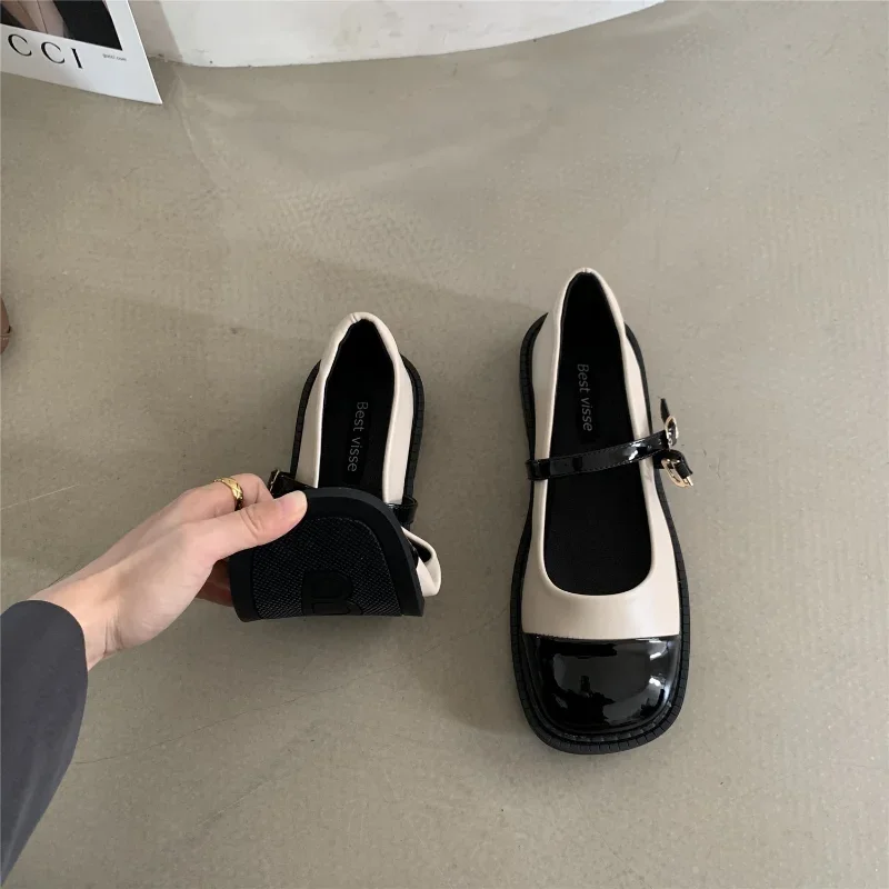 

Women Mary Jane Vintage Girls Lolita Shoes Japanese Style College Student British Style Patent Leather Shoes Zapatos De Mujer