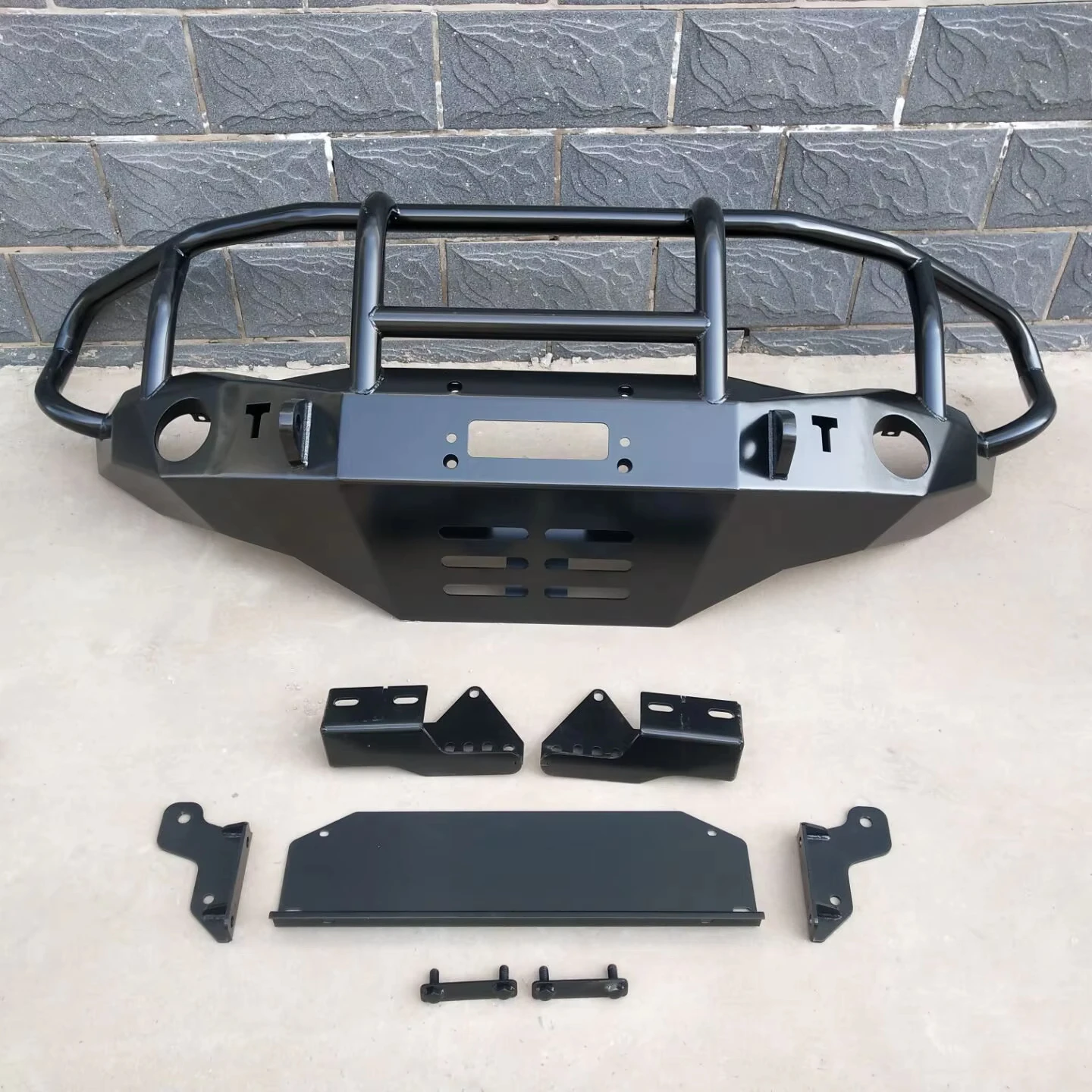 

Off-road Car Bumper Wholesale Top Quality Front Bumper 4x4 Offroad Steel Bull Bar for FJ Cruiser Customizedcustom