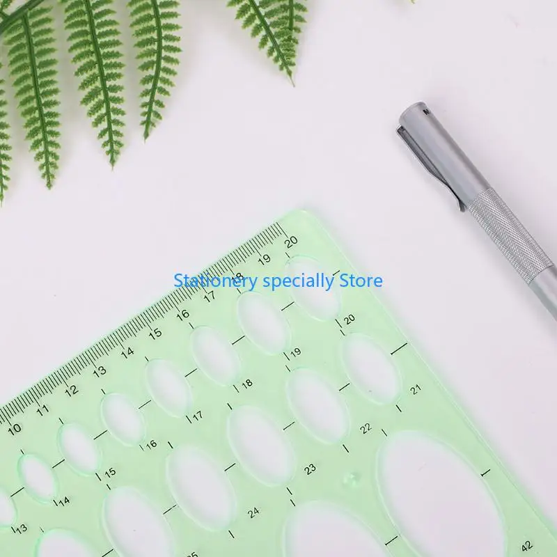 Di Plastica verde Ovale Geometrica Modello Righello Stencil Strumenti di Misura Studenti Hot