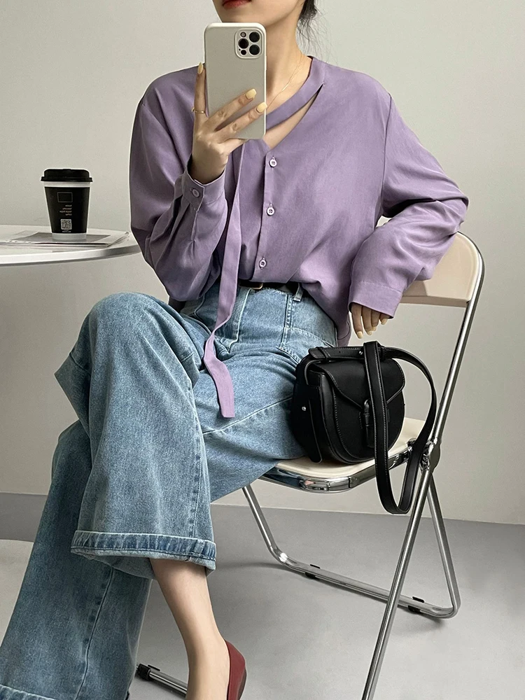 [EAM] Women Purple Big Size Chiffon Blouse New V-neck Ribbon Long Sleeve Loose Fit Shirt Fashion Tide Spring Autumn 2024 1DH4473