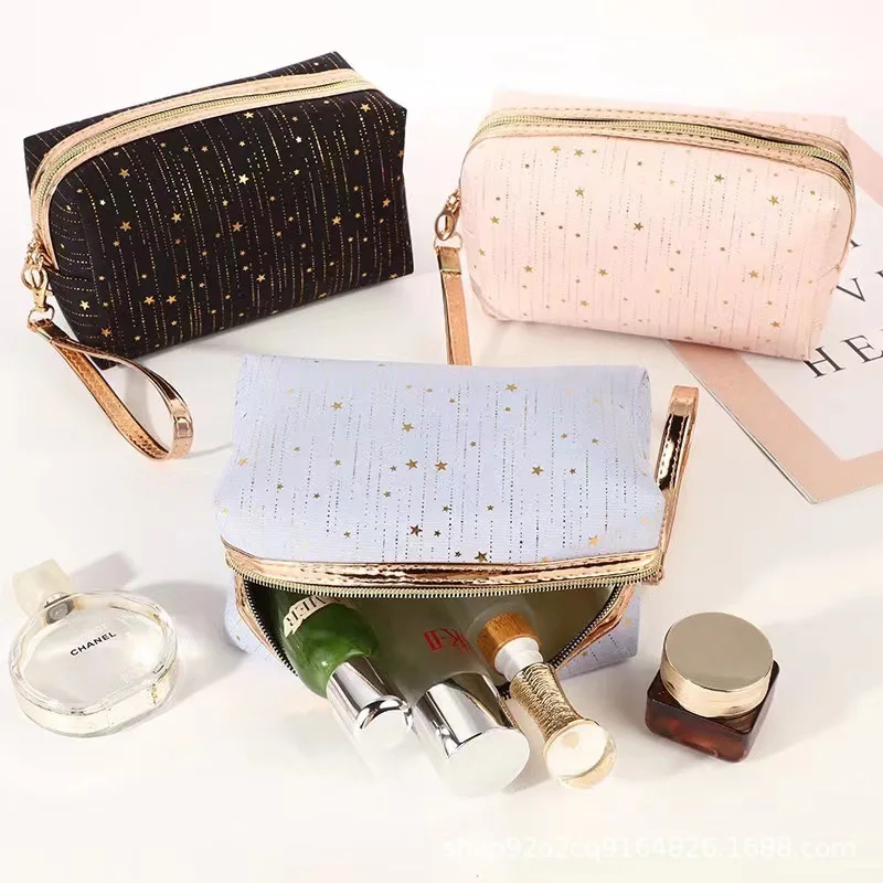 Chiikawas Hachiware Usagi Makeup Bag Kawaii Cartoon Cosmetic Pouch Women Portable Travel Toiletry Storage Bag Cosmetic Organizer view 6