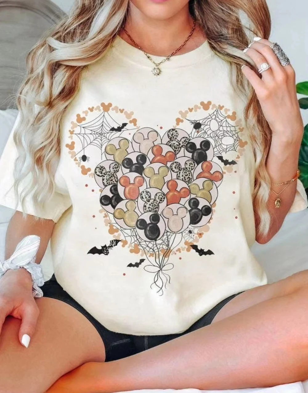 

2025 Summer New Best-selling T-shirt Short Sleeved Retro Mickey Halloween Loose Breathable T-shirt Women's Clothing