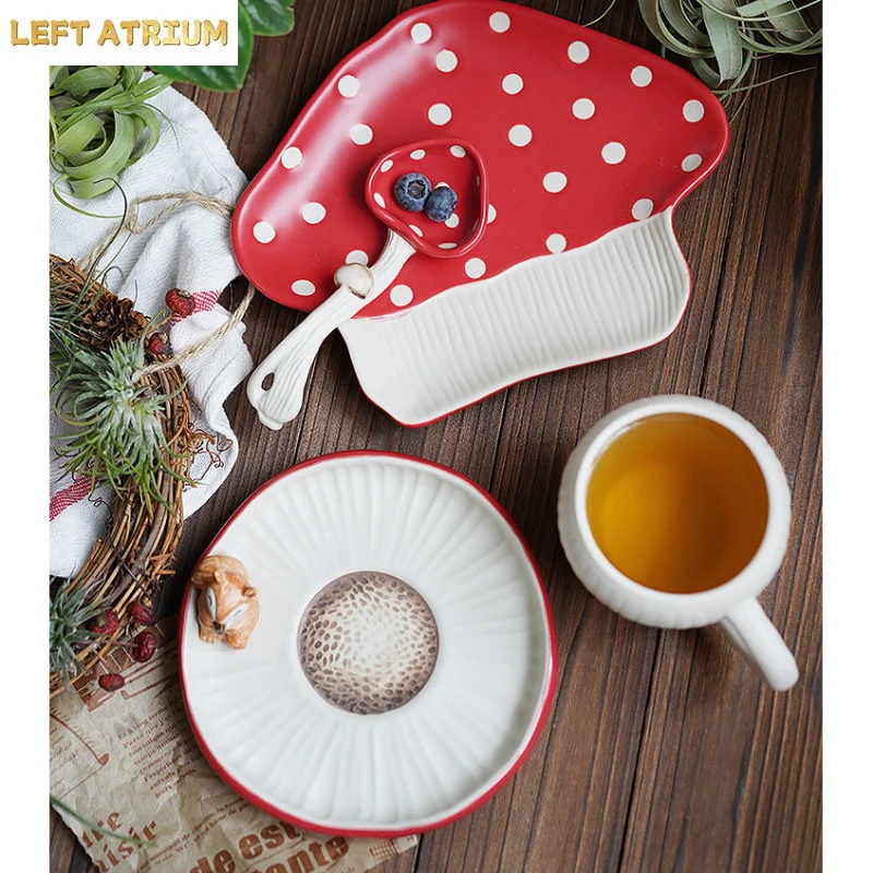 Creative Mushroom Shape Plate Cute Ceramic Restaurant Homehold Vegetable Fruit Cake Bread Dessert Plates Kitchen Supplies