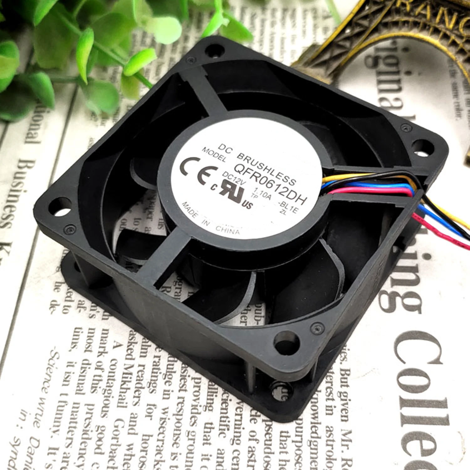 مروحة تبريد QFR0612DH DC 12V 1.10A 6CM 6025 60X60X25MM 2/3/4-Wire