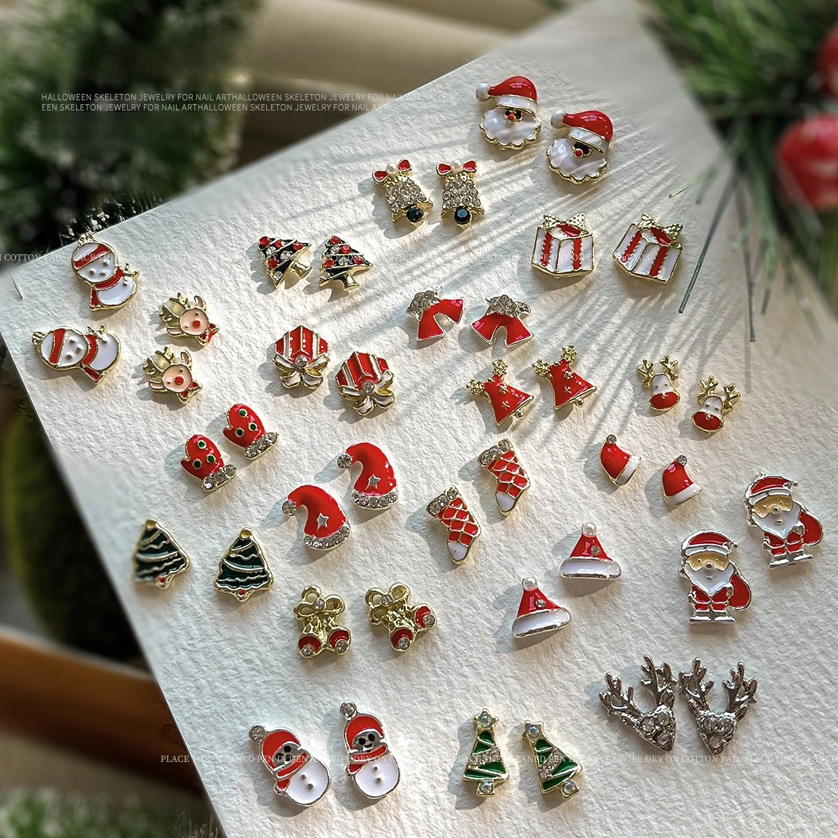 8Pcs Christmas Alloy Nail Charms, Snowman Elk Gift Box Bell Design, Sweet Cool Style 3D Nail Art Decor for DIY Manicure